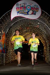 BIB: 50082, 90000
                            <button type="button" onclick="openModal(21777264)" class="btn btn-primary btn-sm float-right btn-popup" data-toggle="modal" data-target=".modal-high-quality">
                        <i class="fas fa-shopping-cart"></i> Add to Cart
                    </button>
                                            <button type="button" onclick="isThisMe(21777264, true)" class="btn btn-success btn-sm float-right btn-popup btn-isme hidden" data-toggle="tooltip" data-placement="bottom" title="นี่คือรูปของคุณใช่ไหม คลิกที่นี่เพื่อเอาเข้าอัลบั้ม">
                        <i class="fas fa-plus"></i> Add to album
                    </button>
                    <button type="button" onclick="isThisMe(21777264, false)" class="btn btn-warning btn-sm float-right btn-popup btn-isnotme hidden">
                        <i class="fas fa-ban"></i> Remove from album
                    </button>