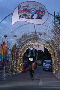 BIB: 5103
                            <button type="button" onclick="openModal(21781140)" class="btn btn-primary btn-sm float-right btn-popup" data-toggle="modal" data-target=".modal-high-quality">
                        <i class="fas fa-shopping-cart"></i> Add to Cart
                    </button>
                                            <button type="button" onclick="isThisMe(21781140, true)" class="btn btn-success btn-sm float-right btn-popup btn-isme hidden" data-toggle="tooltip" data-placement="bottom" title="นี่คือรูปของคุณใช่ไหม คลิกที่นี่เพื่อเอาเข้าอัลบั้ม">
                        <i class="fas fa-plus"></i> Add to album
                    </button>
                    <button type="button" onclick="isThisMe(21781140, false)" class="btn btn-warning btn-sm float-right btn-popup btn-isnotme hidden">
                        <i class="fas fa-ban"></i> Remove from album
                    </button>