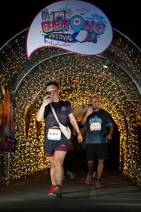 BIB: 500171, 
                            <button type="button" onclick="openModal(21778566)" class="btn btn-primary btn-sm float-right btn-popup" data-toggle="modal" data-target=".modal-high-quality">
                        <i class="fas fa-shopping-cart"></i> Add to Cart
                    </button>
                                            <button type="button" onclick="isThisMe(21778566, true)" class="btn btn-success btn-sm float-right btn-popup btn-isme hidden" data-toggle="tooltip" data-placement="bottom" title="นี่คือรูปของคุณใช่ไหม คลิกที่นี่เพื่อเอาเข้าอัลบั้ม">
                        <i class="fas fa-plus"></i> Add to album
                    </button>
                    <button type="button" onclick="isThisMe(21778566, false)" class="btn btn-warning btn-sm float-right btn-popup btn-isnotme hidden">
                        <i class="fas fa-ban"></i> Remove from album
                    </button>