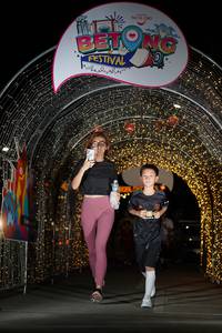 BIB: 
                            <button type="button" onclick="openModal(21778449)" class="btn btn-primary btn-sm float-right btn-popup" data-toggle="modal" data-target=".modal-high-quality">
                        <i class="fas fa-shopping-cart"></i> Add to Cart
                    </button>
                                            <button type="button" onclick="isThisMe(21778449, true)" class="btn btn-success btn-sm float-right btn-popup btn-isme hidden" data-toggle="tooltip" data-placement="bottom" title="นี่คือรูปของคุณใช่ไหม คลิกที่นี่เพื่อเอาเข้าอัลบั้ม">
                        <i class="fas fa-plus"></i> Add to album
                    </button>
                    <button type="button" onclick="isThisMe(21778449, false)" class="btn btn-warning btn-sm float-right btn-popup btn-isnotme hidden">
                        <i class="fas fa-ban"></i> Remove from album
                    </button>