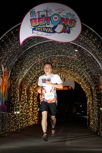 BIB: 50633
                            <button type="button" onclick="openModal(21782329)" class="btn btn-primary btn-sm float-right btn-popup" data-toggle="modal" data-target=".modal-high-quality">
                        <i class="fas fa-shopping-cart"></i> Add to Cart
                    </button>
                                            <button type="button" onclick="isThisMe(21782329, true)" class="btn btn-success btn-sm float-right btn-popup btn-isme hidden" data-toggle="tooltip" data-placement="bottom" title="นี่คือรูปของคุณใช่ไหม คลิกที่นี่เพื่อเอาเข้าอัลบั้ม">
                        <i class="fas fa-plus"></i> Add to album
                    </button>
                    <button type="button" onclick="isThisMe(21782329, false)" class="btn btn-warning btn-sm float-right btn-popup btn-isnotme hidden">
                        <i class="fas fa-ban"></i> Remove from album
                    </button>