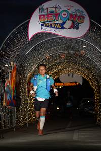 BIB: 5113
                            <button type="button" onclick="openModal(21781529)" class="btn btn-primary btn-sm float-right btn-popup" data-toggle="modal" data-target=".modal-high-quality">
                        <i class="fas fa-shopping-cart"></i> Add to Cart
                    </button>
                                            <button type="button" onclick="isThisMe(21781529, true)" class="btn btn-success btn-sm float-right btn-popup btn-isme hidden" data-toggle="tooltip" data-placement="bottom" title="นี่คือรูปของคุณใช่ไหม คลิกที่นี่เพื่อเอาเข้าอัลบั้ม">
                        <i class="fas fa-plus"></i> Add to album
                    </button>
                    <button type="button" onclick="isThisMe(21781529, false)" class="btn btn-warning btn-sm float-right btn-popup btn-isnotme hidden">
                        <i class="fas fa-ban"></i> Remove from album
                    </button>