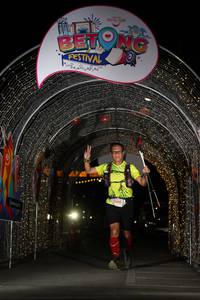 BIB: 3100, 
                            <button type="button" onclick="openModal(21782337)" class="btn btn-primary btn-sm float-right btn-popup" data-toggle="modal" data-target=".modal-high-quality">
                        <i class="fas fa-shopping-cart"></i> Add to Cart
                    </button>
                                            <button type="button" onclick="isThisMe(21782337, true)" class="btn btn-success btn-sm float-right btn-popup btn-isme hidden" data-toggle="tooltip" data-placement="bottom" title="นี่คือรูปของคุณใช่ไหม คลิกที่นี่เพื่อเอาเข้าอัลบั้ม">
                        <i class="fas fa-plus"></i> Add to album
                    </button>
                    <button type="button" onclick="isThisMe(21782337, false)" class="btn btn-warning btn-sm float-right btn-popup btn-isnotme hidden">
                        <i class="fas fa-ban"></i> Remove from album
                    </button>