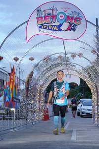 BIB: 5387
                            <button type="button" onclick="openModal(21781018)" class="btn btn-primary btn-sm float-right btn-popup" data-toggle="modal" data-target=".modal-high-quality">
                        <i class="fas fa-shopping-cart"></i> Add to Cart
                    </button>
                                            <button type="button" onclick="isThisMe(21781018, true)" class="btn btn-success btn-sm float-right btn-popup btn-isme hidden" data-toggle="tooltip" data-placement="bottom" title="นี่คือรูปของคุณใช่ไหม คลิกที่นี่เพื่อเอาเข้าอัลบั้ม">
                        <i class="fas fa-plus"></i> Add to album
                    </button>
                    <button type="button" onclick="isThisMe(21781018, false)" class="btn btn-warning btn-sm float-right btn-popup btn-isnotme hidden">
                        <i class="fas fa-ban"></i> Remove from album
                    </button>