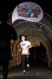 BIB: 50445
                            <button type="button" onclick="openModal(21782492)" class="btn btn-primary btn-sm float-right btn-popup" data-toggle="modal" data-target=".modal-high-quality">
                        <i class="fas fa-shopping-cart"></i> Add to Cart
                    </button>
                                            <button type="button" onclick="isThisMe(21782492, true)" class="btn btn-success btn-sm float-right btn-popup btn-isme hidden" data-toggle="tooltip" data-placement="bottom" title="นี่คือรูปของคุณใช่ไหม คลิกที่นี่เพื่อเอาเข้าอัลบั้ม">
                        <i class="fas fa-plus"></i> Add to album
                    </button>
                    <button type="button" onclick="isThisMe(21782492, false)" class="btn btn-warning btn-sm float-right btn-popup btn-isnotme hidden">
                        <i class="fas fa-ban"></i> Remove from album
                    </button>