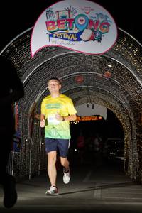 BIB: 5007
                            <button type="button" onclick="openModal(21777294)" class="btn btn-primary btn-sm float-right btn-popup" data-toggle="modal" data-target=".modal-high-quality">
                        <i class="fas fa-shopping-cart"></i> Add to Cart
                    </button>
                                            <button type="button" onclick="isThisMe(21777294, true)" class="btn btn-success btn-sm float-right btn-popup btn-isme hidden" data-toggle="tooltip" data-placement="bottom" title="นี่คือรูปของคุณใช่ไหม คลิกที่นี่เพื่อเอาเข้าอัลบั้ม">
                        <i class="fas fa-plus"></i> Add to album
                    </button>
                    <button type="button" onclick="isThisMe(21777294, false)" class="btn btn-warning btn-sm float-right btn-popup btn-isnotme hidden">
                        <i class="fas fa-ban"></i> Remove from album
                    </button>