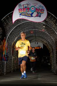 BIB: 50614
                            <button type="button" onclick="openModal(21777277)" class="btn btn-primary btn-sm float-right btn-popup" data-toggle="modal" data-target=".modal-high-quality">
                        <i class="fas fa-shopping-cart"></i> Add to Cart
                    </button>
                                            <button type="button" onclick="isThisMe(21777277, true)" class="btn btn-success btn-sm float-right btn-popup btn-isme hidden" data-toggle="tooltip" data-placement="bottom" title="นี่คือรูปของคุณใช่ไหม คลิกที่นี่เพื่อเอาเข้าอัลบั้ม">
                        <i class="fas fa-plus"></i> Add to album
                    </button>
                    <button type="button" onclick="isThisMe(21777277, false)" class="btn btn-warning btn-sm float-right btn-popup btn-isnotme hidden">
                        <i class="fas fa-ban"></i> Remove from album
                    </button>