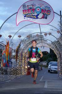 BIB: 109
                            <button type="button" onclick="openModal(21781040)" class="btn btn-primary btn-sm float-right btn-popup" data-toggle="modal" data-target=".modal-high-quality">
                        <i class="fas fa-shopping-cart"></i> Add to Cart
                    </button>
                                            <button type="button" onclick="isThisMe(21781040, true)" class="btn btn-success btn-sm float-right btn-popup btn-isme hidden" data-toggle="tooltip" data-placement="bottom" title="นี่คือรูปของคุณใช่ไหม คลิกที่นี่เพื่อเอาเข้าอัลบั้ม">
                        <i class="fas fa-plus"></i> Add to album
                    </button>
                    <button type="button" onclick="isThisMe(21781040, false)" class="btn btn-warning btn-sm float-right btn-popup btn-isnotme hidden">
                        <i class="fas fa-ban"></i> Remove from album
                    </button>