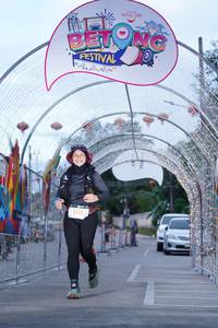 BIB: 5115
                            <button type="button" onclick="openModal(21780813)" class="btn btn-primary btn-sm float-right btn-popup" data-toggle="modal" data-target=".modal-high-quality">
                        <i class="fas fa-shopping-cart"></i> Add to Cart
                    </button>
                                            <button type="button" onclick="isThisMe(21780813, true)" class="btn btn-success btn-sm float-right btn-popup btn-isme hidden" data-toggle="tooltip" data-placement="bottom" title="นี่คือรูปของคุณใช่ไหม คลิกที่นี่เพื่อเอาเข้าอัลบั้ม">
                        <i class="fas fa-plus"></i> Add to album
                    </button>
                    <button type="button" onclick="isThisMe(21780813, false)" class="btn btn-warning btn-sm float-right btn-popup btn-isnotme hidden">
                        <i class="fas fa-ban"></i> Remove from album
                    </button>