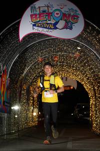 BIB: 5173
                            <button type="button" onclick="openModal(21779868)" class="btn btn-primary btn-sm float-right btn-popup" data-toggle="modal" data-target=".modal-high-quality">
                        <i class="fas fa-shopping-cart"></i> Add to Cart
                    </button>
                                            <button type="button" onclick="isThisMe(21779868, true)" class="btn btn-success btn-sm float-right btn-popup btn-isme hidden" data-toggle="tooltip" data-placement="bottom" title="นี่คือรูปของคุณใช่ไหม คลิกที่นี่เพื่อเอาเข้าอัลบั้ม">
                        <i class="fas fa-plus"></i> Add to album
                    </button>
                    <button type="button" onclick="isThisMe(21779868, false)" class="btn btn-warning btn-sm float-right btn-popup btn-isnotme hidden">
                        <i class="fas fa-ban"></i> Remove from album
                    </button>