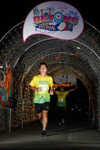 BIB: 0177
                            <button type="button" onclick="openModal(21782411)" class="btn btn-primary btn-sm float-right btn-popup" data-toggle="modal" data-target=".modal-high-quality">
                        <i class="fas fa-shopping-cart"></i> Add to Cart
                    </button>
                                            <button type="button" onclick="isThisMe(21782411, true)" class="btn btn-success btn-sm float-right btn-popup btn-isme hidden" data-toggle="tooltip" data-placement="bottom" title="นี่คือรูปของคุณใช่ไหม คลิกที่นี่เพื่อเอาเข้าอัลบั้ม">
                        <i class="fas fa-plus"></i> Add to album
                    </button>
                    <button type="button" onclick="isThisMe(21782411, false)" class="btn btn-warning btn-sm float-right btn-popup btn-isnotme hidden">
                        <i class="fas fa-ban"></i> Remove from album
                    </button>