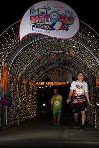 BIB: 30241, 50436
                            <button type="button" onclick="openModal(21778752)" class="btn btn-primary btn-sm float-right btn-popup" data-toggle="modal" data-target=".modal-high-quality">
                        <i class="fas fa-shopping-cart"></i> Add to Cart
                    </button>
                                            <button type="button" onclick="isThisMe(21778752, true)" class="btn btn-success btn-sm float-right btn-popup btn-isme hidden" data-toggle="tooltip" data-placement="bottom" title="นี่คือรูปของคุณใช่ไหม คลิกที่นี่เพื่อเอาเข้าอัลบั้ม">
                        <i class="fas fa-plus"></i> Add to album
                    </button>
                    <button type="button" onclick="isThisMe(21778752, false)" class="btn btn-warning btn-sm float-right btn-popup btn-isnotme hidden">
                        <i class="fas fa-ban"></i> Remove from album
                    </button>