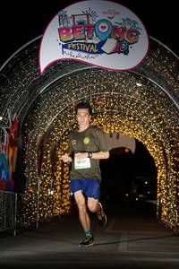 BIB: 50129
                            <button type="button" onclick="openModal(21781871)" class="btn btn-primary btn-sm float-right btn-popup" data-toggle="modal" data-target=".modal-high-quality">
                        <i class="fas fa-shopping-cart"></i> Add to Cart
                    </button>
                                            <button type="button" onclick="isThisMe(21781871, true)" class="btn btn-success btn-sm float-right btn-popup btn-isme hidden" data-toggle="tooltip" data-placement="bottom" title="นี่คือรูปของคุณใช่ไหม คลิกที่นี่เพื่อเอาเข้าอัลบั้ม">
                        <i class="fas fa-plus"></i> Add to album
                    </button>
                    <button type="button" onclick="isThisMe(21781871, false)" class="btn btn-warning btn-sm float-right btn-popup btn-isnotme hidden">
                        <i class="fas fa-ban"></i> Remove from album
                    </button>