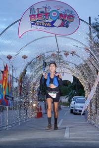 BIB: 594
                            <button type="button" onclick="openModal(21781108)" class="btn btn-primary btn-sm float-right btn-popup" data-toggle="modal" data-target=".modal-high-quality">
                        <i class="fas fa-shopping-cart"></i> Add to Cart
                    </button>
                                            <button type="button" onclick="isThisMe(21781108, true)" class="btn btn-success btn-sm float-right btn-popup btn-isme hidden" data-toggle="tooltip" data-placement="bottom" title="นี่คือรูปของคุณใช่ไหม คลิกที่นี่เพื่อเอาเข้าอัลบั้ม">
                        <i class="fas fa-plus"></i> Add to album
                    </button>
                    <button type="button" onclick="isThisMe(21781108, false)" class="btn btn-warning btn-sm float-right btn-popup btn-isnotme hidden">
                        <i class="fas fa-ban"></i> Remove from album
                    </button>