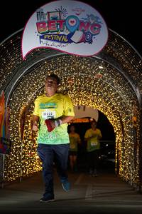 BIB: 50222
                            <button type="button" onclick="openModal(21777927)" class="btn btn-primary btn-sm float-right btn-popup" data-toggle="modal" data-target=".modal-high-quality">
                        <i class="fas fa-shopping-cart"></i> Add to Cart
                    </button>
                                            <button type="button" onclick="isThisMe(21777927, true)" class="btn btn-success btn-sm float-right btn-popup btn-isme hidden" data-toggle="tooltip" data-placement="bottom" title="นี่คือรูปของคุณใช่ไหม คลิกที่นี่เพื่อเอาเข้าอัลบั้ม">
                        <i class="fas fa-plus"></i> Add to album
                    </button>
                    <button type="button" onclick="isThisMe(21777927, false)" class="btn btn-warning btn-sm float-right btn-popup btn-isnotme hidden">
                        <i class="fas fa-ban"></i> Remove from album
                    </button>