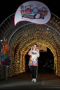 BIB: 50469
                            <button type="button" onclick="openModal(21779392)" class="btn btn-primary btn-sm float-right btn-popup" data-toggle="modal" data-target=".modal-high-quality">
                        <i class="fas fa-shopping-cart"></i> Add to Cart
                    </button>
                                            <button type="button" onclick="isThisMe(21779392, true)" class="btn btn-success btn-sm float-right btn-popup btn-isme hidden" data-toggle="tooltip" data-placement="bottom" title="นี่คือรูปของคุณใช่ไหม คลิกที่นี่เพื่อเอาเข้าอัลบั้ม">
                        <i class="fas fa-plus"></i> Add to album
                    </button>
                    <button type="button" onclick="isThisMe(21779392, false)" class="btn btn-warning btn-sm float-right btn-popup btn-isnotme hidden">
                        <i class="fas fa-ban"></i> Remove from album
                    </button>