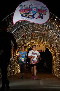 BIB: 3054
                            <button type="button" onclick="openModal(21778676)" class="btn btn-primary btn-sm float-right btn-popup" data-toggle="modal" data-target=".modal-high-quality">
                        <i class="fas fa-shopping-cart"></i> Add to Cart
                    </button>
                                            <button type="button" onclick="isThisMe(21778676, true)" class="btn btn-success btn-sm float-right btn-popup btn-isme hidden" data-toggle="tooltip" data-placement="bottom" title="นี่คือรูปของคุณใช่ไหม คลิกที่นี่เพื่อเอาเข้าอัลบั้ม">
                        <i class="fas fa-plus"></i> Add to album
                    </button>
                    <button type="button" onclick="isThisMe(21778676, false)" class="btn btn-warning btn-sm float-right btn-popup btn-isnotme hidden">
                        <i class="fas fa-ban"></i> Remove from album
                    </button>