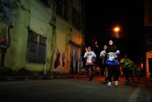 BIB: 300
                            <button type="button" onclick="openModal(21786113)" class="btn btn-primary btn-sm float-right btn-popup" data-toggle="modal" data-target=".modal-high-quality">
                        <i class="fas fa-shopping-cart"></i> Add to Cart
                    </button>
                                            <button type="button" onclick="isThisMe(21786113, true)" class="btn btn-success btn-sm float-right btn-popup btn-isme hidden" data-toggle="tooltip" data-placement="bottom" title="นี่คือรูปของคุณใช่ไหม คลิกที่นี่เพื่อเอาเข้าอัลบั้ม">
                        <i class="fas fa-plus"></i> Add to album
                    </button>
                    <button type="button" onclick="isThisMe(21786113, false)" class="btn btn-warning btn-sm float-right btn-popup btn-isnotme hidden">
                        <i class="fas fa-ban"></i> Remove from album
                    </button>