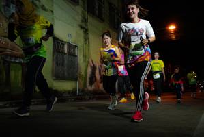 BIB: 50278
                            <button type="button" onclick="openModal(21785825)" class="btn btn-primary btn-sm float-right btn-popup" data-toggle="modal" data-target=".modal-high-quality">
                        <i class="fas fa-shopping-cart"></i> Add to Cart
                    </button>
                                            <button type="button" onclick="isThisMe(21785825, true)" class="btn btn-success btn-sm float-right btn-popup btn-isme hidden" data-toggle="tooltip" data-placement="bottom" title="นี่คือรูปของคุณใช่ไหม คลิกที่นี่เพื่อเอาเข้าอัลบั้ม">
                        <i class="fas fa-plus"></i> Add to album
                    </button>
                    <button type="button" onclick="isThisMe(21785825, false)" class="btn btn-warning btn-sm float-right btn-popup btn-isnotme hidden">
                        <i class="fas fa-ban"></i> Remove from album
                    </button>