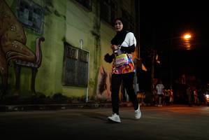 BIB: 50534
                            <button type="button" onclick="openModal(21787482)" class="btn btn-primary btn-sm float-right btn-popup" data-toggle="modal" data-target=".modal-high-quality">
                        <i class="fas fa-shopping-cart"></i> Add to Cart
                    </button>
                                            <button type="button" onclick="isThisMe(21787482, true)" class="btn btn-success btn-sm float-right btn-popup btn-isme hidden" data-toggle="tooltip" data-placement="bottom" title="นี่คือรูปของคุณใช่ไหม คลิกที่นี่เพื่อเอาเข้าอัลบั้ม">
                        <i class="fas fa-plus"></i> Add to album
                    </button>
                    <button type="button" onclick="isThisMe(21787482, false)" class="btn btn-warning btn-sm float-right btn-popup btn-isnotme hidden">
                        <i class="fas fa-ban"></i> Remove from album
                    </button>