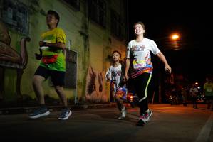 BIB: 20005
                            <button type="button" onclick="openModal(21788877)" class="btn btn-primary btn-sm float-right btn-popup" data-toggle="modal" data-target=".modal-high-quality">
                        <i class="fas fa-shopping-cart"></i> Add to Cart
                    </button>
                                            <button type="button" onclick="isThisMe(21788877, true)" class="btn btn-success btn-sm float-right btn-popup btn-isme hidden" data-toggle="tooltip" data-placement="bottom" title="นี่คือรูปของคุณใช่ไหม คลิกที่นี่เพื่อเอาเข้าอัลบั้ม">
                        <i class="fas fa-plus"></i> Add to album
                    </button>
                    <button type="button" onclick="isThisMe(21788877, false)" class="btn btn-warning btn-sm float-right btn-popup btn-isnotme hidden">
                        <i class="fas fa-ban"></i> Remove from album
                    </button>