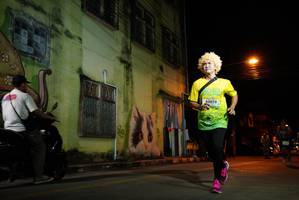 BIB: 61009
                            <button type="button" onclick="openModal(21780292)" class="btn btn-primary btn-sm float-right btn-popup" data-toggle="modal" data-target=".modal-high-quality">
                        <i class="fas fa-shopping-cart"></i> Add to Cart
                    </button>
                                            <button type="button" onclick="isThisMe(21780292, true)" class="btn btn-success btn-sm float-right btn-popup btn-isme hidden" data-toggle="tooltip" data-placement="bottom" title="นี่คือรูปของคุณใช่ไหม คลิกที่นี่เพื่อเอาเข้าอัลบั้ม">
                        <i class="fas fa-plus"></i> Add to album
                    </button>
                    <button type="button" onclick="isThisMe(21780292, false)" class="btn btn-warning btn-sm float-right btn-popup btn-isnotme hidden">
                        <i class="fas fa-ban"></i> Remove from album
                    </button>