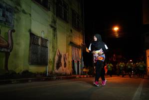 BIB: 
                            <button type="button" onclick="openModal(21786667)" class="btn btn-primary btn-sm float-right btn-popup" data-toggle="modal" data-target=".modal-high-quality">
                        <i class="fas fa-shopping-cart"></i> Add to Cart
                    </button>
                                            <button type="button" onclick="isThisMe(21786667, true)" class="btn btn-success btn-sm float-right btn-popup btn-isme hidden" data-toggle="tooltip" data-placement="bottom" title="นี่คือรูปของคุณใช่ไหม คลิกที่นี่เพื่อเอาเข้าอัลบั้ม">
                        <i class="fas fa-plus"></i> Add to album
                    </button>
                    <button type="button" onclick="isThisMe(21786667, false)" class="btn btn-warning btn-sm float-right btn-popup btn-isnotme hidden">
                        <i class="fas fa-ban"></i> Remove from album
                    </button>