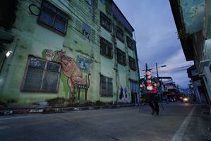 BIB: 
                            <button type="button" onclick="openModal(21764794)" class="btn btn-primary btn-sm float-right btn-popup" data-toggle="modal" data-target=".modal-high-quality">
                        <i class="fas fa-shopping-cart"></i> Add to Cart
                    </button>
                                            <button type="button" onclick="isThisMe(21764794, true)" class="btn btn-success btn-sm float-right btn-popup btn-isme hidden" data-toggle="tooltip" data-placement="bottom" title="นี่คือรูปของคุณใช่ไหม คลิกที่นี่เพื่อเอาเข้าอัลบั้ม">
                        <i class="fas fa-plus"></i> Add to album
                    </button>
                    <button type="button" onclick="isThisMe(21764794, false)" class="btn btn-warning btn-sm float-right btn-popup btn-isnotme hidden">
                        <i class="fas fa-ban"></i> Remove from album
                    </button>