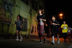 BIB: 
                            <button type="button" onclick="openModal(21788679)" class="btn btn-primary btn-sm float-right btn-popup" data-toggle="modal" data-target=".modal-high-quality">
                        <i class="fas fa-shopping-cart"></i> Add to Cart
                    </button>
                                            <button type="button" onclick="isThisMe(21788679, true)" class="btn btn-success btn-sm float-right btn-popup btn-isme hidden" data-toggle="tooltip" data-placement="bottom" title="นี่คือรูปของคุณใช่ไหม คลิกที่นี่เพื่อเอาเข้าอัลบั้ม">
                        <i class="fas fa-plus"></i> Add to album
                    </button>
                    <button type="button" onclick="isThisMe(21788679, false)" class="btn btn-warning btn-sm float-right btn-popup btn-isnotme hidden">
                        <i class="fas fa-ban"></i> Remove from album
                    </button>