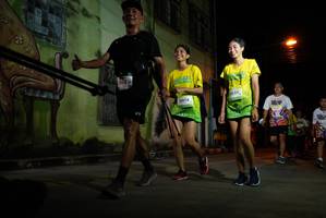 BIB: 344, 30016, 0033
                            <button type="button" onclick="openModal(21785289)" class="btn btn-primary btn-sm float-right btn-popup" data-toggle="modal" data-target=".modal-high-quality">
                        <i class="fas fa-shopping-cart"></i> Add to Cart
                    </button>
                                            <button type="button" onclick="isThisMe(21785289, true)" class="btn btn-success btn-sm float-right btn-popup btn-isme hidden" data-toggle="tooltip" data-placement="bottom" title="นี่คือรูปของคุณใช่ไหม คลิกที่นี่เพื่อเอาเข้าอัลบั้ม">
                        <i class="fas fa-plus"></i> Add to album
                    </button>
                    <button type="button" onclick="isThisMe(21785289, false)" class="btn btn-warning btn-sm float-right btn-popup btn-isnotme hidden">
                        <i class="fas fa-ban"></i> Remove from album
                    </button>