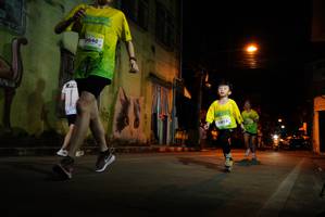 BIB: 0040, 10013
                            <button type="button" onclick="openModal(21787350)" class="btn btn-primary btn-sm float-right btn-popup" data-toggle="modal" data-target=".modal-high-quality">
                        <i class="fas fa-shopping-cart"></i> Add to Cart
                    </button>
                                            <button type="button" onclick="isThisMe(21787350, true)" class="btn btn-success btn-sm float-right btn-popup btn-isme hidden" data-toggle="tooltip" data-placement="bottom" title="นี่คือรูปของคุณใช่ไหม คลิกที่นี่เพื่อเอาเข้าอัลบั้ม">
                        <i class="fas fa-plus"></i> Add to album
                    </button>
                    <button type="button" onclick="isThisMe(21787350, false)" class="btn btn-warning btn-sm float-right btn-popup btn-isnotme hidden">
                        <i class="fas fa-ban"></i> Remove from album
                    </button>