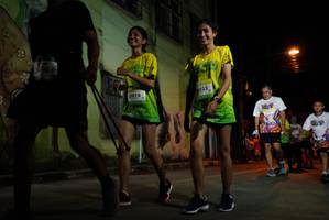 BIB: 30016, 033
                            <button type="button" onclick="openModal(21785299)" class="btn btn-primary btn-sm float-right btn-popup" data-toggle="modal" data-target=".modal-high-quality">
                        <i class="fas fa-shopping-cart"></i> Add to Cart
                    </button>
                                            <button type="button" onclick="isThisMe(21785299, true)" class="btn btn-success btn-sm float-right btn-popup btn-isme hidden" data-toggle="tooltip" data-placement="bottom" title="นี่คือรูปของคุณใช่ไหม คลิกที่นี่เพื่อเอาเข้าอัลบั้ม">
                        <i class="fas fa-plus"></i> Add to album
                    </button>
                    <button type="button" onclick="isThisMe(21785299, false)" class="btn btn-warning btn-sm float-right btn-popup btn-isnotme hidden">
                        <i class="fas fa-ban"></i> Remove from album
                    </button>