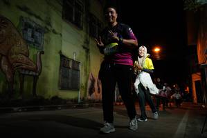 BIB: 50102
                            <button type="button" onclick="openModal(21789897)" class="btn btn-primary btn-sm float-right btn-popup" data-toggle="modal" data-target=".modal-high-quality">
                        <i class="fas fa-shopping-cart"></i> Add to Cart
                    </button>
                                            <button type="button" onclick="isThisMe(21789897, true)" class="btn btn-success btn-sm float-right btn-popup btn-isme hidden" data-toggle="tooltip" data-placement="bottom" title="นี่คือรูปของคุณใช่ไหม คลิกที่นี่เพื่อเอาเข้าอัลบั้ม">
                        <i class="fas fa-plus"></i> Add to album
                    </button>
                    <button type="button" onclick="isThisMe(21789897, false)" class="btn btn-warning btn-sm float-right btn-popup btn-isnotme hidden">
                        <i class="fas fa-ban"></i> Remove from album
                    </button>