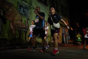 BIB: 1044, 2017, 
                            <button type="button" onclick="openModal(21789504)" class="btn btn-primary btn-sm float-right btn-popup" data-toggle="modal" data-target=".modal-high-quality">
                        <i class="fas fa-shopping-cart"></i> Add to Cart
                    </button>
                                            <button type="button" onclick="isThisMe(21789504, true)" class="btn btn-success btn-sm float-right btn-popup btn-isme hidden" data-toggle="tooltip" data-placement="bottom" title="นี่คือรูปของคุณใช่ไหม คลิกที่นี่เพื่อเอาเข้าอัลบั้ม">
                        <i class="fas fa-plus"></i> Add to album
                    </button>
                    <button type="button" onclick="isThisMe(21789504, false)" class="btn btn-warning btn-sm float-right btn-popup btn-isnotme hidden">
                        <i class="fas fa-ban"></i> Remove from album
                    </button>