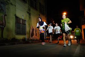 BIB: 30413
                            <button type="button" onclick="openModal(21789758)" class="btn btn-primary btn-sm float-right btn-popup" data-toggle="modal" data-target=".modal-high-quality">
                        <i class="fas fa-shopping-cart"></i> Add to Cart
                    </button>
                                            <button type="button" onclick="isThisMe(21789758, true)" class="btn btn-success btn-sm float-right btn-popup btn-isme hidden" data-toggle="tooltip" data-placement="bottom" title="นี่คือรูปของคุณใช่ไหม คลิกที่นี่เพื่อเอาเข้าอัลบั้ม">
                        <i class="fas fa-plus"></i> Add to album
                    </button>
                    <button type="button" onclick="isThisMe(21789758, false)" class="btn btn-warning btn-sm float-right btn-popup btn-isnotme hidden">
                        <i class="fas fa-ban"></i> Remove from album
                    </button>