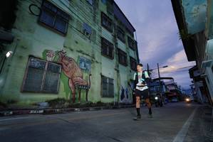 BIB: 
                            <button type="button" onclick="openModal(21765958)" class="btn btn-primary btn-sm float-right btn-popup" data-toggle="modal" data-target=".modal-high-quality">
                        <i class="fas fa-shopping-cart"></i> Add to Cart
                    </button>
                                            <button type="button" onclick="isThisMe(21765958, true)" class="btn btn-success btn-sm float-right btn-popup btn-isme hidden" data-toggle="tooltip" data-placement="bottom" title="นี่คือรูปของคุณใช่ไหม คลิกที่นี่เพื่อเอาเข้าอัลบั้ม">
                        <i class="fas fa-plus"></i> Add to album
                    </button>
                    <button type="button" onclick="isThisMe(21765958, false)" class="btn btn-warning btn-sm float-right btn-popup btn-isnotme hidden">
                        <i class="fas fa-ban"></i> Remove from album
                    </button>