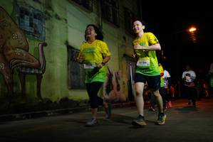 BIB: 50186
                            <button type="button" onclick="openModal(21785580)" class="btn btn-primary btn-sm float-right btn-popup" data-toggle="modal" data-target=".modal-high-quality">
                        <i class="fas fa-shopping-cart"></i> Add to Cart
                    </button>
                                            <button type="button" onclick="isThisMe(21785580, true)" class="btn btn-success btn-sm float-right btn-popup btn-isme hidden" data-toggle="tooltip" data-placement="bottom" title="นี่คือรูปของคุณใช่ไหม คลิกที่นี่เพื่อเอาเข้าอัลบั้ม">
                        <i class="fas fa-plus"></i> Add to album
                    </button>
                    <button type="button" onclick="isThisMe(21785580, false)" class="btn btn-warning btn-sm float-right btn-popup btn-isnotme hidden">
                        <i class="fas fa-ban"></i> Remove from album
                    </button>