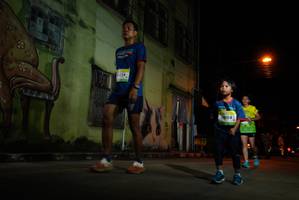 BIB: 201, 70004
                            <button type="button" onclick="openModal(21788597)" class="btn btn-primary btn-sm float-right btn-popup" data-toggle="modal" data-target=".modal-high-quality">
                        <i class="fas fa-shopping-cart"></i> Add to Cart
                    </button>
                                            <button type="button" onclick="isThisMe(21788597, true)" class="btn btn-success btn-sm float-right btn-popup btn-isme hidden" data-toggle="tooltip" data-placement="bottom" title="นี่คือรูปของคุณใช่ไหม คลิกที่นี่เพื่อเอาเข้าอัลบั้ม">
                        <i class="fas fa-plus"></i> Add to album
                    </button>
                    <button type="button" onclick="isThisMe(21788597, false)" class="btn btn-warning btn-sm float-right btn-popup btn-isnotme hidden">
                        <i class="fas fa-ban"></i> Remove from album
                    </button>