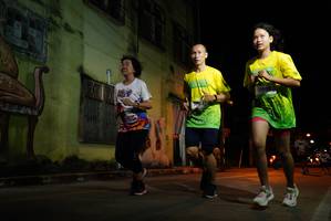 BIB: 10009
                            <button type="button" onclick="openModal(21788935)" class="btn btn-primary btn-sm float-right btn-popup" data-toggle="modal" data-target=".modal-high-quality">
                        <i class="fas fa-shopping-cart"></i> Add to Cart
                    </button>
                                            <button type="button" onclick="isThisMe(21788935, true)" class="btn btn-success btn-sm float-right btn-popup btn-isme hidden" data-toggle="tooltip" data-placement="bottom" title="นี่คือรูปของคุณใช่ไหม คลิกที่นี่เพื่อเอาเข้าอัลบั้ม">
                        <i class="fas fa-plus"></i> Add to album
                    </button>
                    <button type="button" onclick="isThisMe(21788935, false)" class="btn btn-warning btn-sm float-right btn-popup btn-isnotme hidden">
                        <i class="fas fa-ban"></i> Remove from album
                    </button>