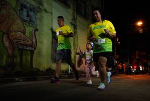 BIB: 90101
                            <button type="button" onclick="openModal(21787744)" class="btn btn-primary btn-sm float-right btn-popup" data-toggle="modal" data-target=".modal-high-quality">
                        <i class="fas fa-shopping-cart"></i> Add to Cart
                    </button>
                                            <button type="button" onclick="isThisMe(21787744, true)" class="btn btn-success btn-sm float-right btn-popup btn-isme hidden" data-toggle="tooltip" data-placement="bottom" title="นี่คือรูปของคุณใช่ไหม คลิกที่นี่เพื่อเอาเข้าอัลบั้ม">
                        <i class="fas fa-plus"></i> Add to album
                    </button>
                    <button type="button" onclick="isThisMe(21787744, false)" class="btn btn-warning btn-sm float-right btn-popup btn-isnotme hidden">
                        <i class="fas fa-ban"></i> Remove from album
                    </button>