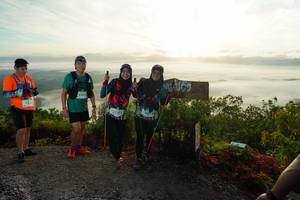 BIB: 25213
                            <button type="button" onclick="openModal(21881642)" class="btn btn-primary btn-sm float-right btn-popup" data-toggle="modal" data-target=".modal-high-quality">
                        <i class="fas fa-shopping-cart"></i> Add to Cart
                    </button>
                                            <button type="button" onclick="isThisMe(21881642, true)" class="btn btn-success btn-sm float-right btn-popup btn-isme hidden" data-toggle="tooltip" data-placement="bottom" title="นี่คือรูปของคุณใช่ไหม คลิกที่นี่เพื่อเอาเข้าอัลบั้ม">
                        <i class="fas fa-plus"></i> Add to album
                    </button>
                    <button type="button" onclick="isThisMe(21881642, false)" class="btn btn-warning btn-sm float-right btn-popup btn-isnotme hidden">
                        <i class="fas fa-ban"></i> Remove from album
                    </button>