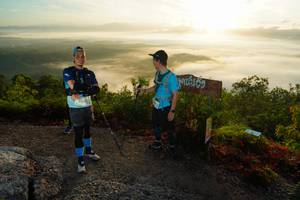 BIB: 2031
                            <button type="button" onclick="openModal(21853037)" class="btn btn-primary btn-sm float-right btn-popup" data-toggle="modal" data-target=".modal-high-quality">
                        <i class="fas fa-shopping-cart"></i> Add to Cart
                    </button>
                                            <button type="button" onclick="isThisMe(21853037, true)" class="btn btn-success btn-sm float-right btn-popup btn-isme hidden" data-toggle="tooltip" data-placement="bottom" title="นี่คือรูปของคุณใช่ไหม คลิกที่นี่เพื่อเอาเข้าอัลบั้ม">
                        <i class="fas fa-plus"></i> Add to album
                    </button>
                    <button type="button" onclick="isThisMe(21853037, false)" class="btn btn-warning btn-sm float-right btn-popup btn-isnotme hidden">
                        <i class="fas fa-ban"></i> Remove from album
                    </button>