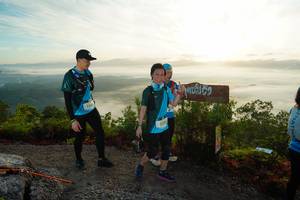 BIB: 1902, 212
                            <button type="button" onclick="openModal(21881441)" class="btn btn-primary btn-sm float-right btn-popup" data-toggle="modal" data-target=".modal-high-quality">
                        <i class="fas fa-shopping-cart"></i> Add to Cart
                    </button>
                                            <button type="button" onclick="isThisMe(21881441, true)" class="btn btn-success btn-sm float-right btn-popup btn-isme hidden" data-toggle="tooltip" data-placement="bottom" title="นี่คือรูปของคุณใช่ไหม คลิกที่นี่เพื่อเอาเข้าอัลบั้ม">
                        <i class="fas fa-plus"></i> Add to album
                    </button>
                    <button type="button" onclick="isThisMe(21881441, false)" class="btn btn-warning btn-sm float-right btn-popup btn-isnotme hidden">
                        <i class="fas fa-ban"></i> Remove from album
                    </button>