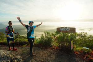 BIB: 2370
                            <button type="button" onclick="openModal(21887628)" class="btn btn-primary btn-sm float-right btn-popup" data-toggle="modal" data-target=".modal-high-quality">
                        <i class="fas fa-shopping-cart"></i> Add to Cart
                    </button>
                                            <button type="button" onclick="isThisMe(21887628, true)" class="btn btn-success btn-sm float-right btn-popup btn-isme hidden" data-toggle="tooltip" data-placement="bottom" title="นี่คือรูปของคุณใช่ไหม คลิกที่นี่เพื่อเอาเข้าอัลบั้ม">
                        <i class="fas fa-plus"></i> Add to album
                    </button>
                    <button type="button" onclick="isThisMe(21887628, false)" class="btn btn-warning btn-sm float-right btn-popup btn-isnotme hidden">
                        <i class="fas fa-ban"></i> Remove from album
                    </button>