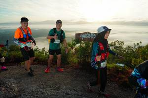 BIB: 254, 
                            <button type="button" onclick="openModal(21883198)" class="btn btn-primary btn-sm float-right btn-popup" data-toggle="modal" data-target=".modal-high-quality">
                        <i class="fas fa-shopping-cart"></i> Add to Cart
                    </button>
                                            <button type="button" onclick="isThisMe(21883198, true)" class="btn btn-success btn-sm float-right btn-popup btn-isme hidden" data-toggle="tooltip" data-placement="bottom" title="นี่คือรูปของคุณใช่ไหม คลิกที่นี่เพื่อเอาเข้าอัลบั้ม">
                        <i class="fas fa-plus"></i> Add to album
                    </button>
                    <button type="button" onclick="isThisMe(21883198, false)" class="btn btn-warning btn-sm float-right btn-popup btn-isnotme hidden">
                        <i class="fas fa-ban"></i> Remove from album
                    </button>