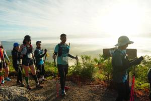 BIB: 2144
                            <button type="button" onclick="openModal(21890318)" class="btn btn-primary btn-sm float-right btn-popup" data-toggle="modal" data-target=".modal-high-quality">
                        <i class="fas fa-shopping-cart"></i> Add to Cart
                    </button>
                                            <button type="button" onclick="isThisMe(21890318, true)" class="btn btn-success btn-sm float-right btn-popup btn-isme hidden" data-toggle="tooltip" data-placement="bottom" title="นี่คือรูปของคุณใช่ไหม คลิกที่นี่เพื่อเอาเข้าอัลบั้ม">
                        <i class="fas fa-plus"></i> Add to album
                    </button>
                    <button type="button" onclick="isThisMe(21890318, false)" class="btn btn-warning btn-sm float-right btn-popup btn-isnotme hidden">
                        <i class="fas fa-ban"></i> Remove from album
                    </button>