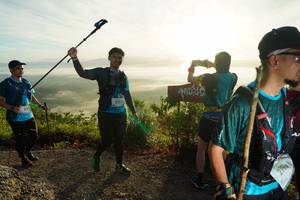 BIB: 2255
                            <button type="button" onclick="openModal(21887105)" class="btn btn-primary btn-sm float-right btn-popup" data-toggle="modal" data-target=".modal-high-quality">
                        <i class="fas fa-shopping-cart"></i> Add to Cart
                    </button>
                                            <button type="button" onclick="isThisMe(21887105, true)" class="btn btn-success btn-sm float-right btn-popup btn-isme hidden" data-toggle="tooltip" data-placement="bottom" title="นี่คือรูปของคุณใช่ไหม คลิกที่นี่เพื่อเอาเข้าอัลบั้ม">
                        <i class="fas fa-plus"></i> Add to album
                    </button>
                    <button type="button" onclick="isThisMe(21887105, false)" class="btn btn-warning btn-sm float-right btn-popup btn-isnotme hidden">
                        <i class="fas fa-ban"></i> Remove from album
                    </button>