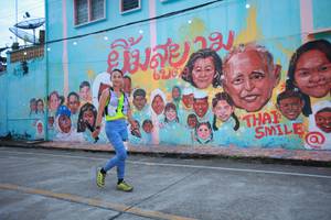 BIB: 6209
                            <button type="button" onclick="openModal(21760671)" class="btn btn-primary btn-sm float-right btn-popup" data-toggle="modal" data-target=".modal-high-quality">
                        <i class="fas fa-shopping-cart"></i> Add to Cart
                    </button>
                                            <button type="button" onclick="isThisMe(21760671, true)" class="btn btn-success btn-sm float-right btn-popup btn-isme hidden" data-toggle="tooltip" data-placement="bottom" title="นี่คือรูปของคุณใช่ไหม คลิกที่นี่เพื่อเอาเข้าอัลบั้ม">
                        <i class="fas fa-plus"></i> Add to album
                    </button>
                    <button type="button" onclick="isThisMe(21760671, false)" class="btn btn-warning btn-sm float-right btn-popup btn-isnotme hidden">
                        <i class="fas fa-ban"></i> Remove from album
                    </button>