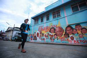 BIB: 201
                            <button type="button" onclick="openModal(21760163)" class="btn btn-primary btn-sm float-right btn-popup" data-toggle="modal" data-target=".modal-high-quality">
                        <i class="fas fa-shopping-cart"></i> Add to Cart
                    </button>
                                            <button type="button" onclick="isThisMe(21760163, true)" class="btn btn-success btn-sm float-right btn-popup btn-isme hidden" data-toggle="tooltip" data-placement="bottom" title="นี่คือรูปของคุณใช่ไหม คลิกที่นี่เพื่อเอาเข้าอัลบั้ม">
                        <i class="fas fa-plus"></i> Add to album
                    </button>
                    <button type="button" onclick="isThisMe(21760163, false)" class="btn btn-warning btn-sm float-right btn-popup btn-isnotme hidden">
                        <i class="fas fa-ban"></i> Remove from album
                    </button>