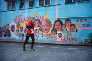 BIB: 
                            <button type="button" onclick="openModal(21761307)" class="btn btn-primary btn-sm float-right btn-popup" data-toggle="modal" data-target=".modal-high-quality">
                        <i class="fas fa-shopping-cart"></i> Add to Cart
                    </button>
                                            <button type="button" onclick="isThisMe(21761307, true)" class="btn btn-success btn-sm float-right btn-popup btn-isme hidden" data-toggle="tooltip" data-placement="bottom" title="นี่คือรูปของคุณใช่ไหม คลิกที่นี่เพื่อเอาเข้าอัลบั้ม">
                        <i class="fas fa-plus"></i> Add to album
                    </button>
                    <button type="button" onclick="isThisMe(21761307, false)" class="btn btn-warning btn-sm float-right btn-popup btn-isnotme hidden">
                        <i class="fas fa-ban"></i> Remove from album
                    </button>